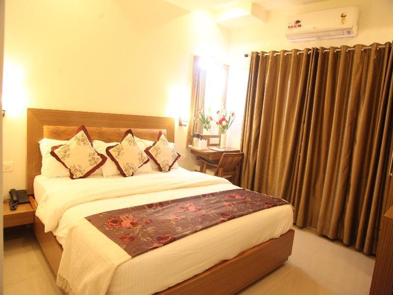 Hotel Poonam Plaza Agra  Eksteriør billede
