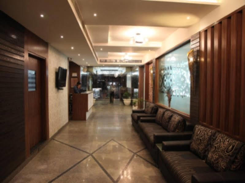 Hotel Poonam Plaza Agra  Eksteriør billede